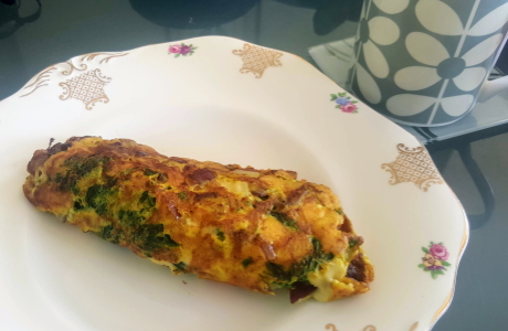 Super cheese and spinach omelette recipe